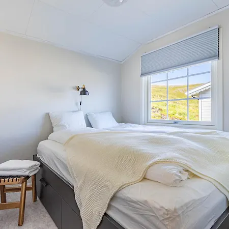 Arctic North Cape Daire *